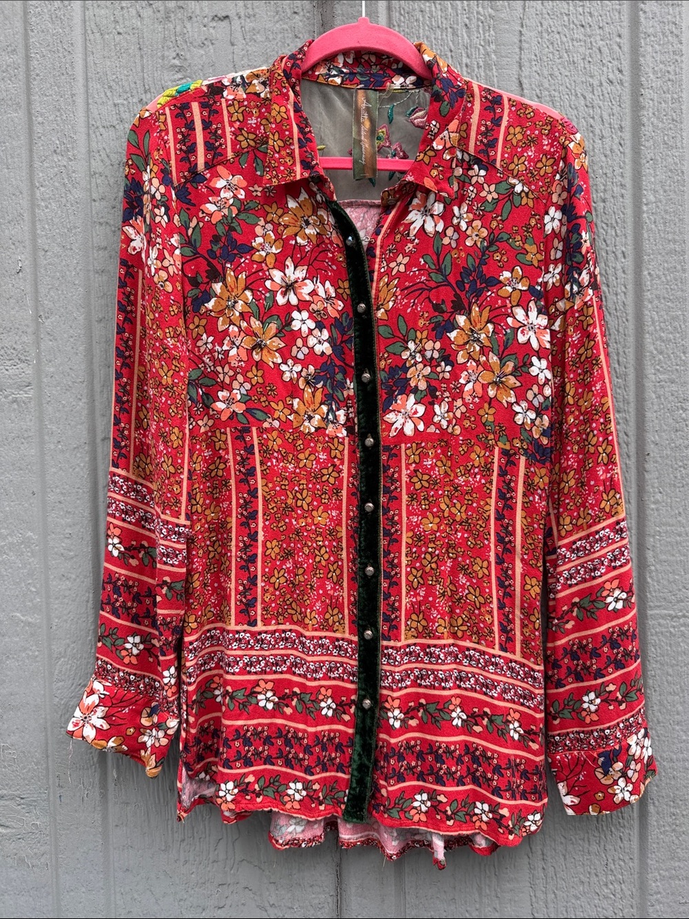 Aratta Silent Journey Red Floral Button-Front Women’s Blouse Size: S